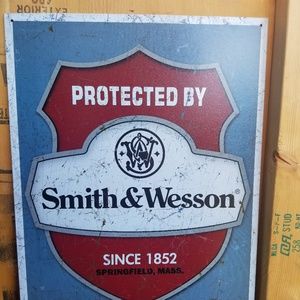 Smith & Wesson Metal Sign